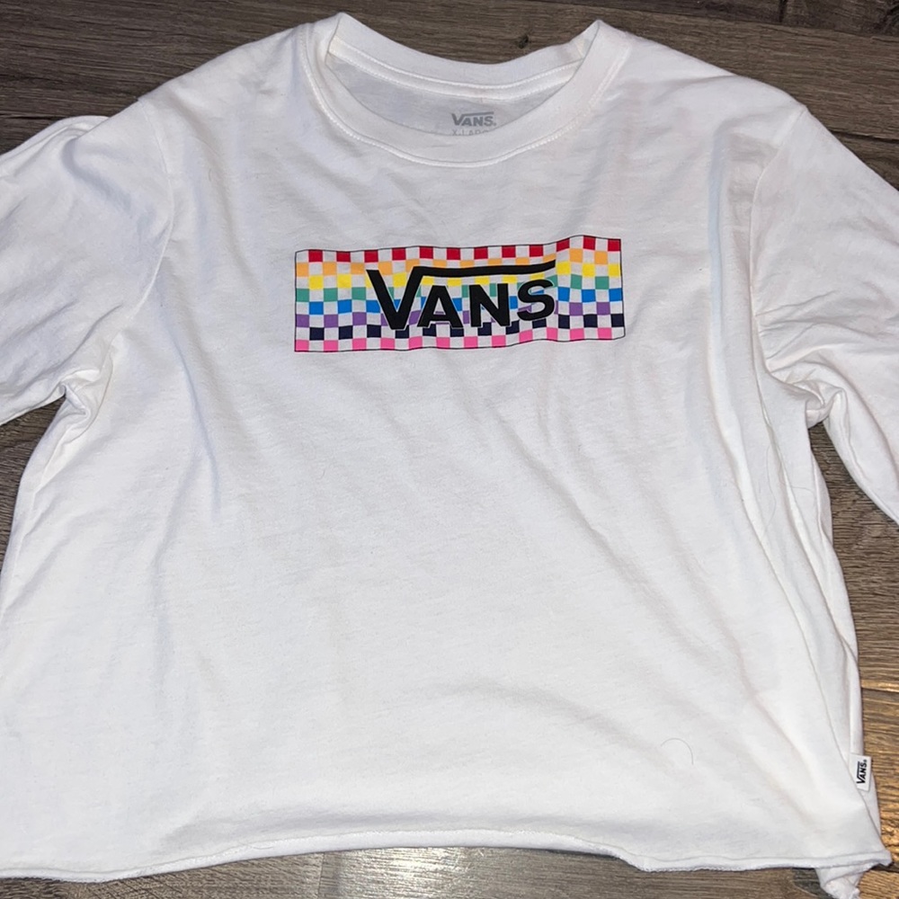 Vans long sleeve cropped top.